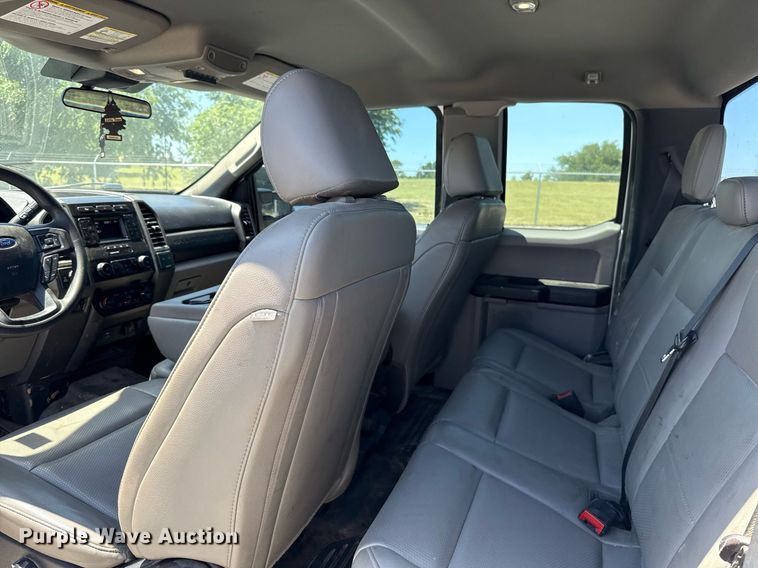 image for item IE9134 2021 Ford F250 Super Duty XL SuperCab pickup truck