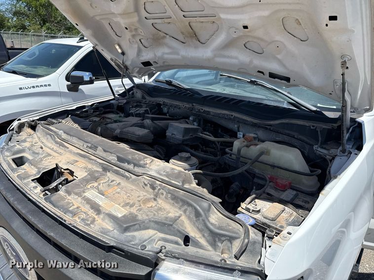 image for item IE9134 2021 Ford F250 Super Duty XL SuperCab pickup truck