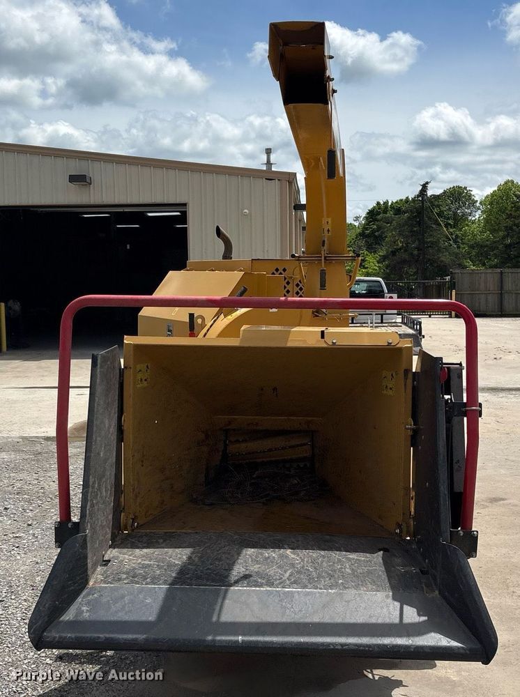 image for item ND9765 2017 Wallenstein CR100HW wood chipper