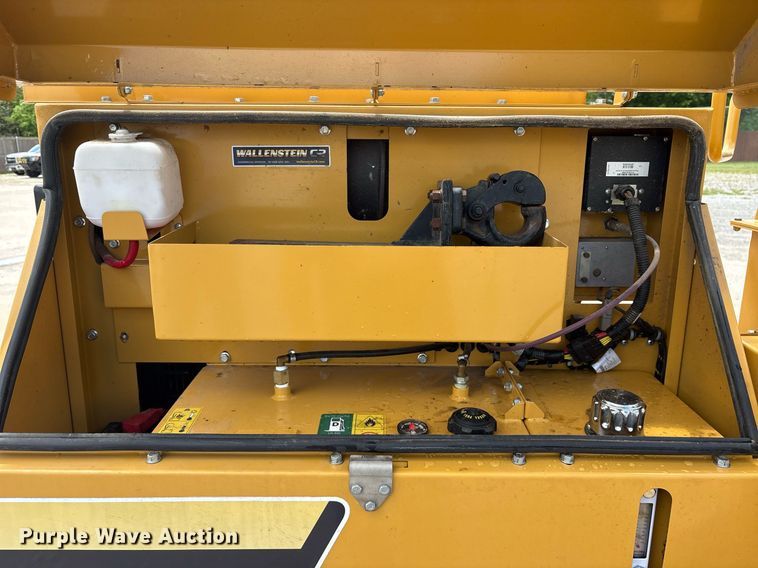 image for item ND9765 2017 Wallenstein CR100HW wood chipper