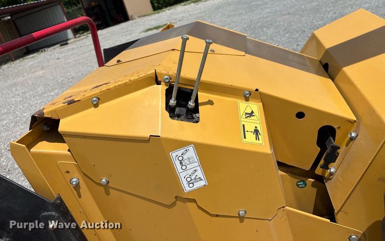 image for item ND9765 2017 Wallenstein CR100HW wood chipper