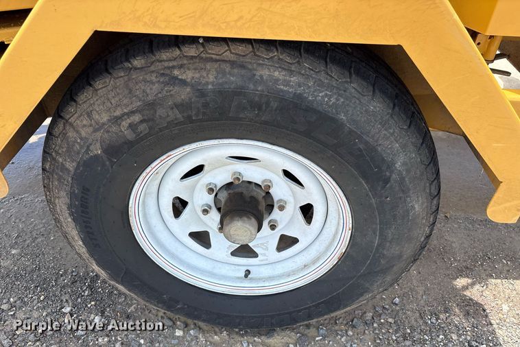 image for item ND9765 2017 Wallenstein CR100HW wood chipper