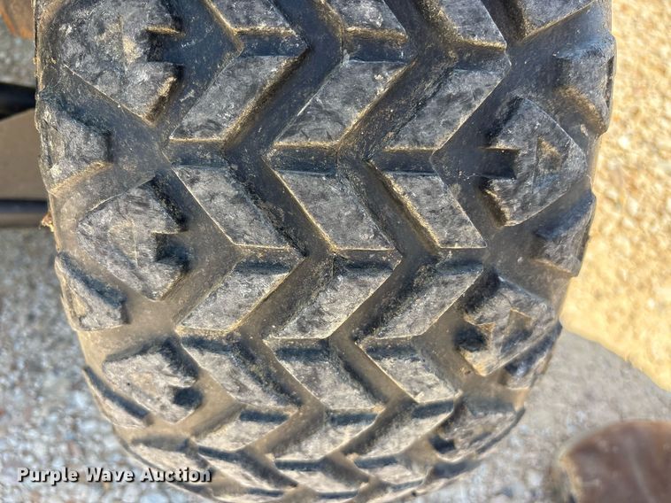 image for item ND9788 2005 John Deere HPX Gator utility vehicle