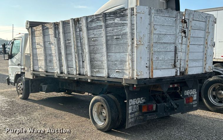 image for item NJ9726 2005 Mitsubishi FH211 dump flatbed truck