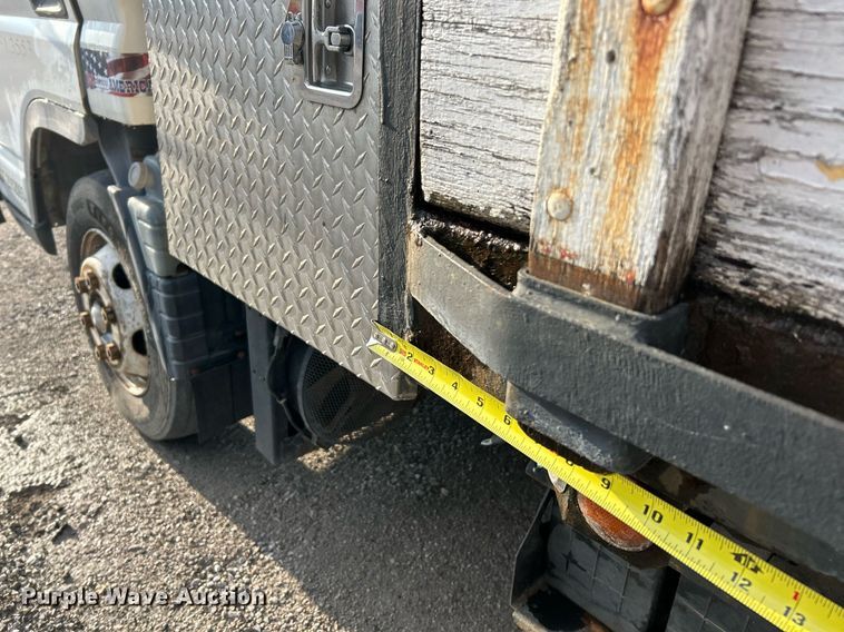 image for item NJ9726 2005 Mitsubishi FH211 dump flatbed truck