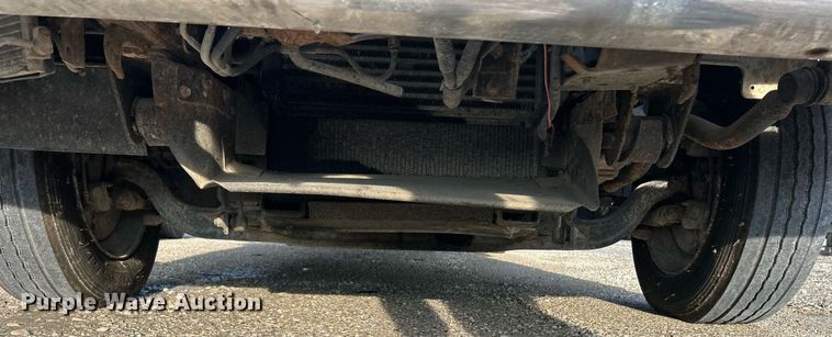 image for item NJ9726 2005 Mitsubishi FH211 dump flatbed truck