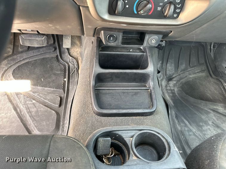 image for item OM9735 2010 Ford Ranger XLT pickup truck