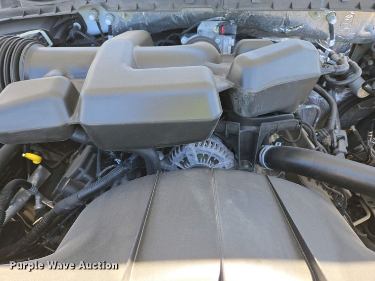 image for item YA0499 2019 Ford F350 Super Duty Crew Cab flatbed pickup truck