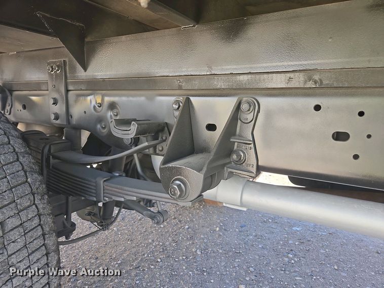 image for item YA0500 2012 Ford F450 Super Duty Crew Cab flatbed truck