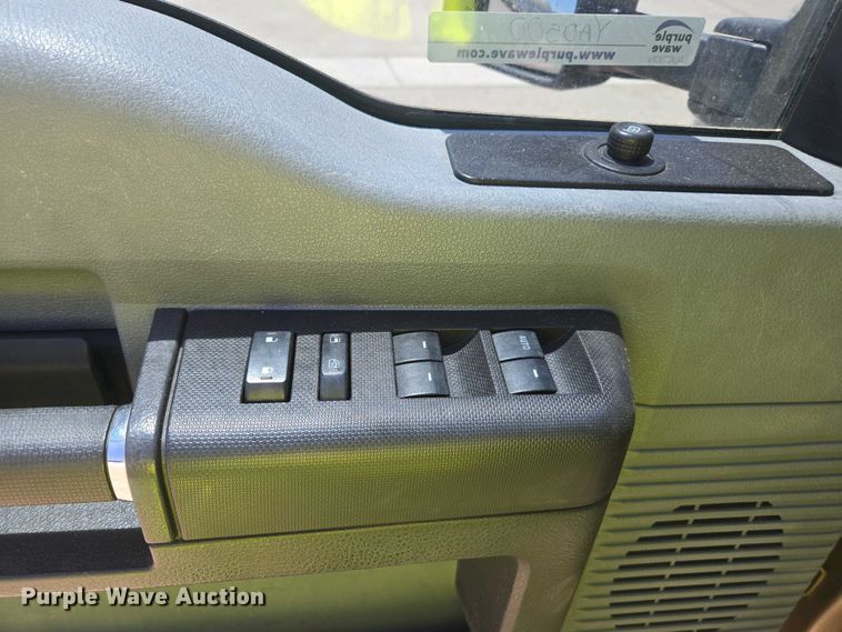 image for item YA0500 2012 Ford F450 Super Duty Crew Cab flatbed truck