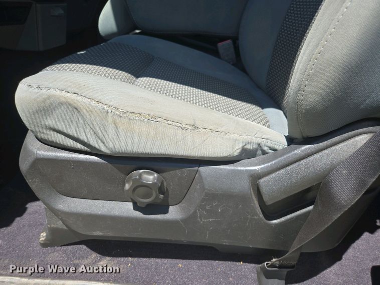 image for item YA0500 2012 Ford F450 Super Duty Crew Cab flatbed truck