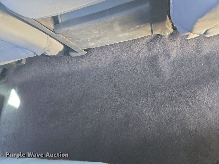 image for item YA0500 2012 Ford F450 Super Duty Crew Cab flatbed truck