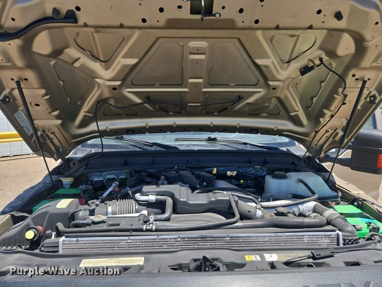 image for item YA0500 2012 Ford F450 Super Duty Crew Cab flatbed truck