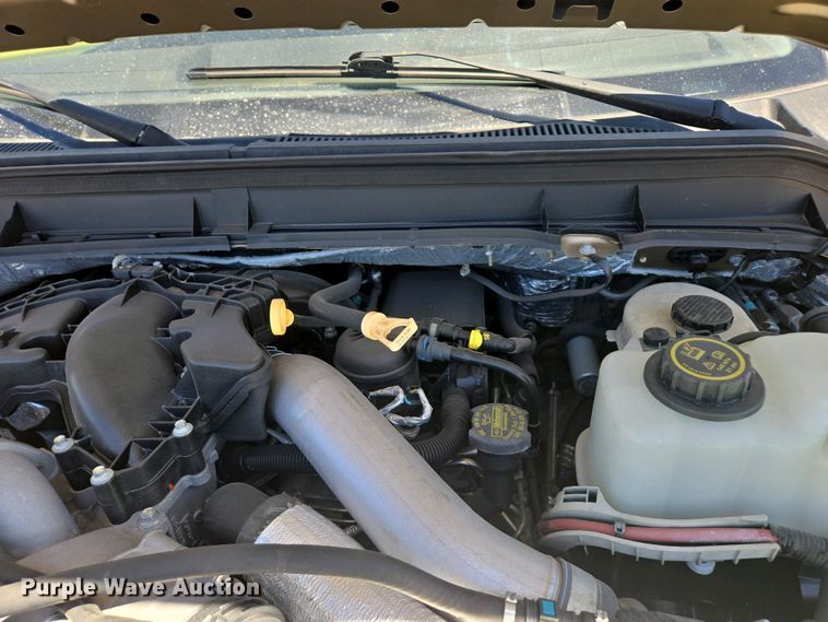 image for item YA0500 2012 Ford F450 Super Duty Crew Cab flatbed truck