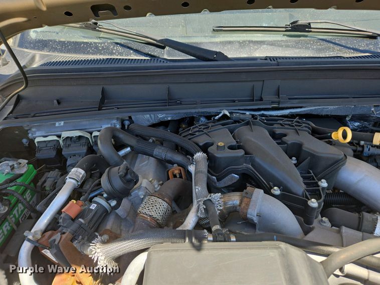 image for item YA0500 2012 Ford F450 Super Duty Crew Cab flatbed truck