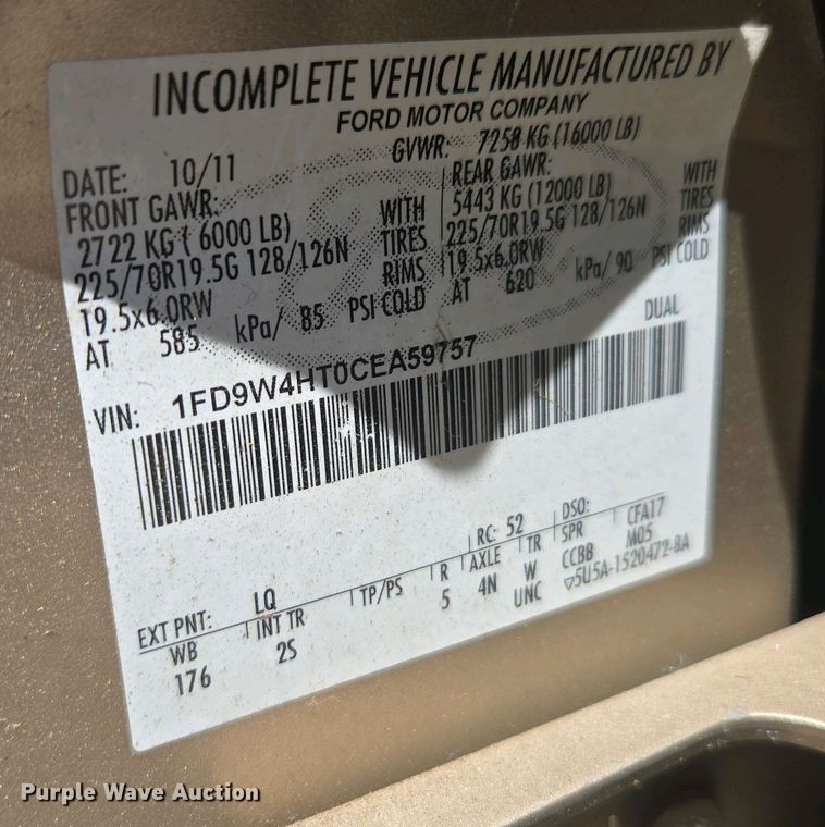 image for item YA0500 2012 Ford F450 Super Duty Crew Cab flatbed truck