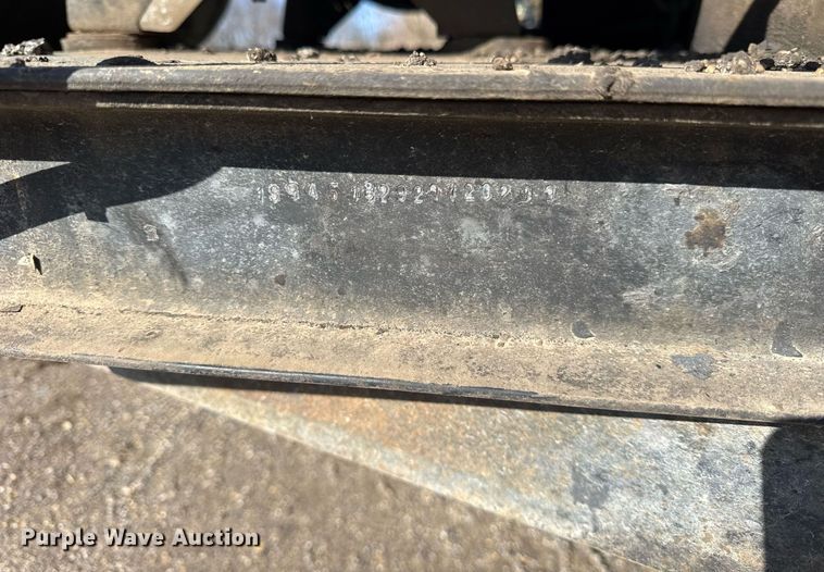 image for item DH9833 2003 Seal master 550 seal coat trailer