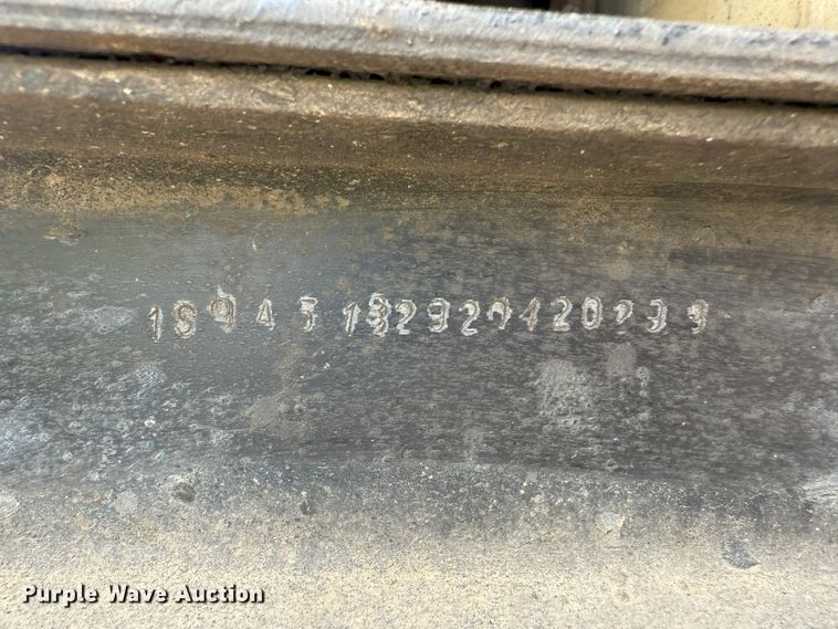 image for item DH9833 2003 Seal master 550 seal coat trailer