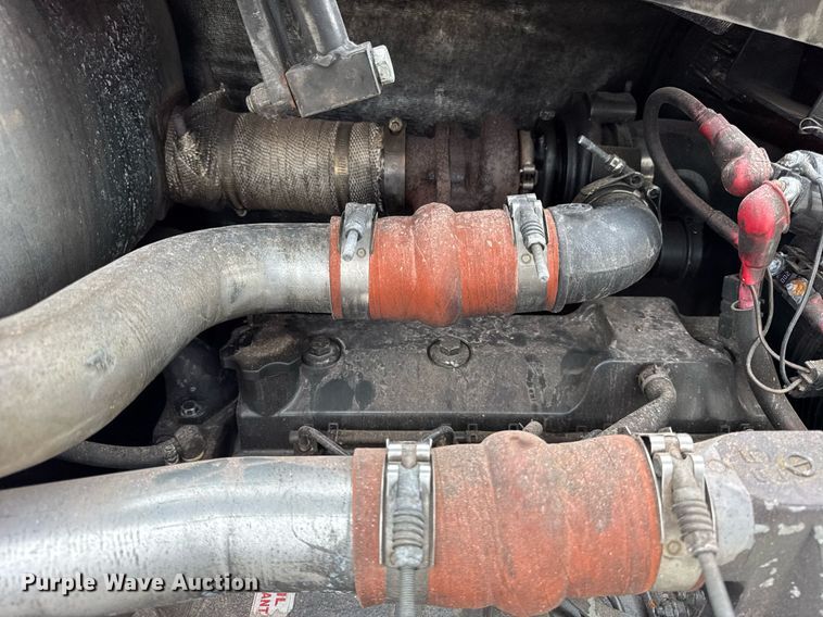 image for item DH9936 2010 Ditch Witch JT2020 Mach1 directional boring unit