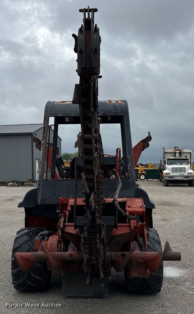 image for item DH9937 2005 Ditch Witch RT75H trencher