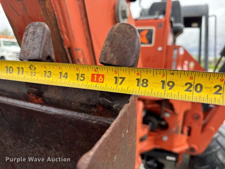 image for item DH9937 2005 Ditch Witch RT75H trencher