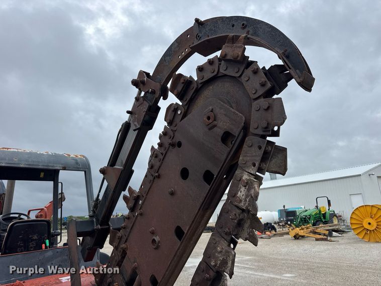 image for item DH9937 2005 Ditch Witch RT75H trencher
