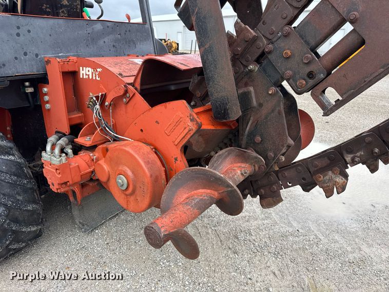 image for item DH9937 2005 Ditch Witch RT75H trencher
