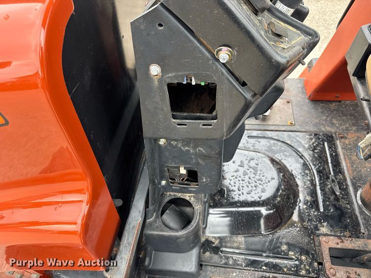 image for item DH9937 2005 Ditch Witch RT75H trencher