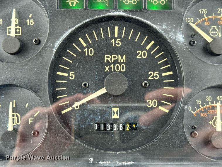 image for item DH9937 2005 Ditch Witch RT75H trencher