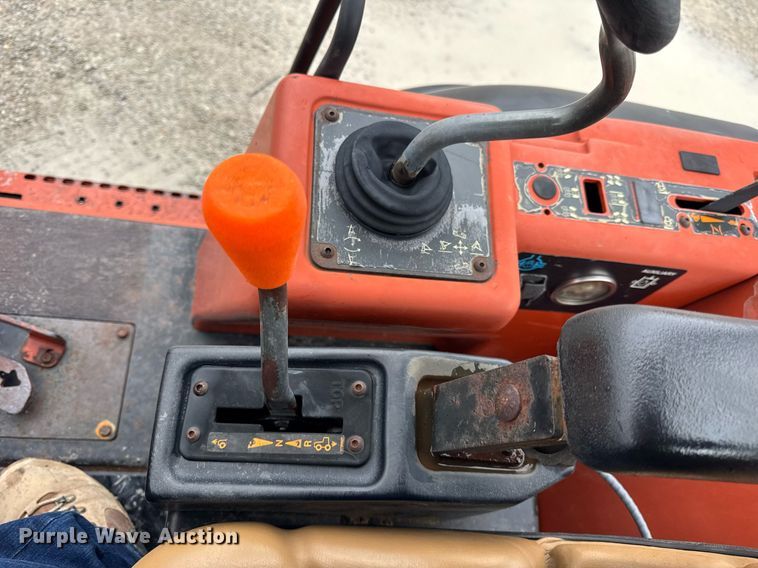 image for item DH9937 2005 Ditch Witch RT75H trencher