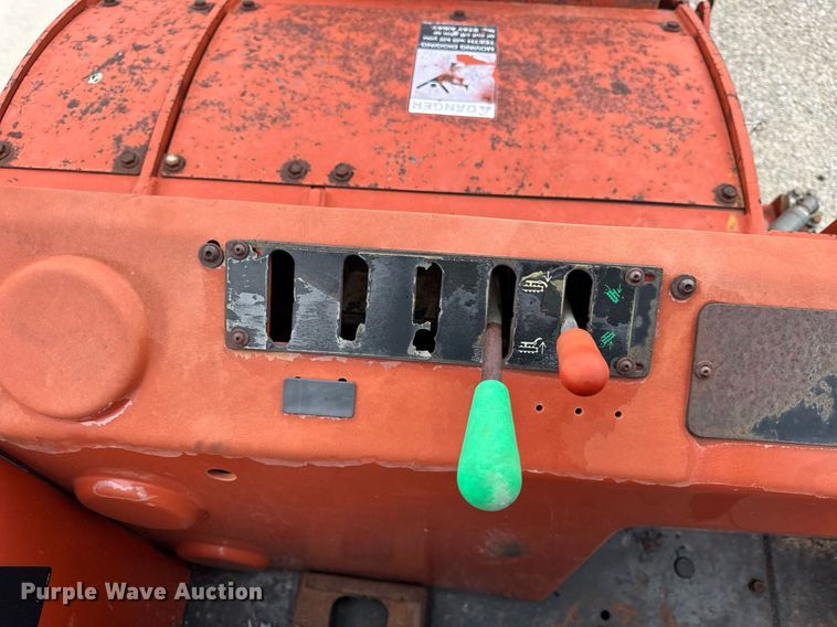 image for item DH9937 2005 Ditch Witch RT75H trencher