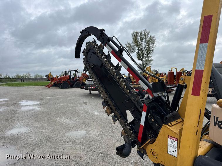 image for item DH9941 2010 Vermeer RTX550 trencher