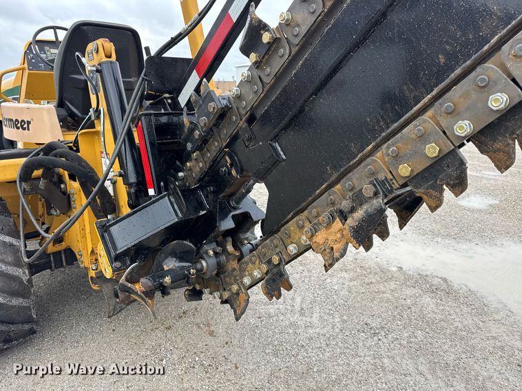 image for item DH9941 2010 Vermeer RTX550 trencher