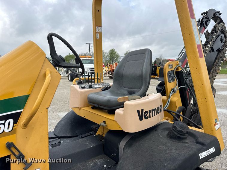 image for item DH9941 2010 Vermeer RTX550 trencher