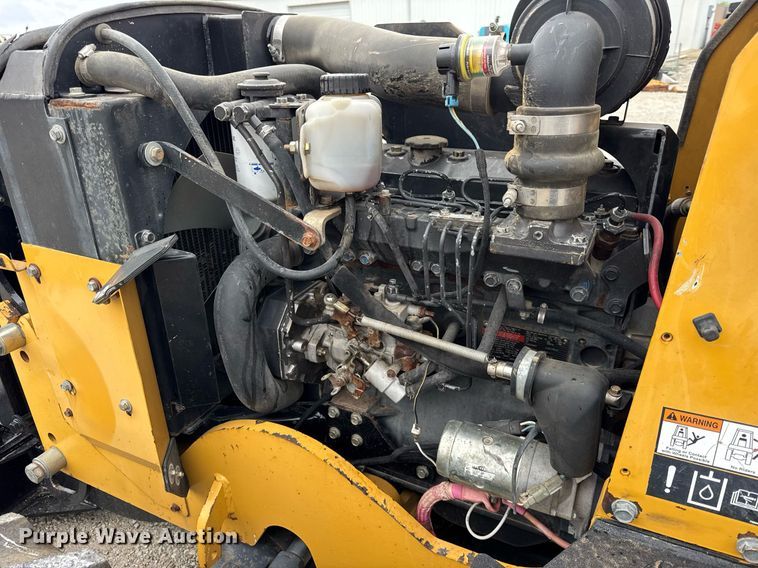 image for item DH9941 2010 Vermeer RTX550 trencher