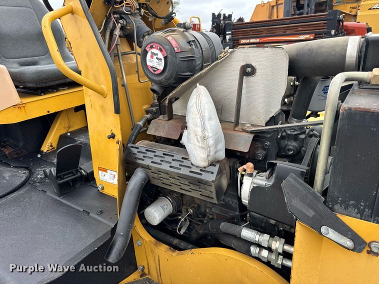 image for item DH9941 2010 Vermeer RTX550 trencher