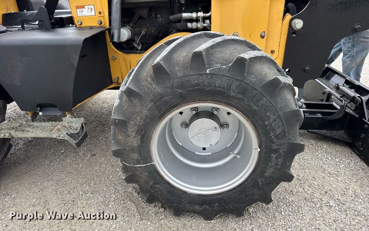 image for item DH9941 2010 Vermeer RTX550 trencher