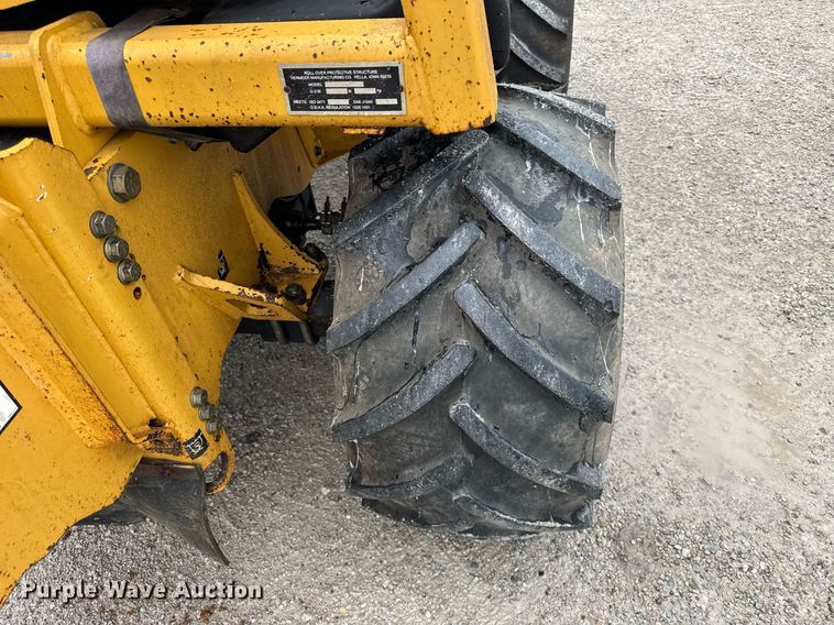 image for item DH9941 2010 Vermeer RTX550 trencher