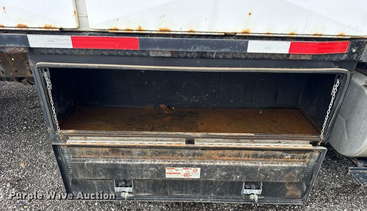 image for item DH9942 2009 International MA035 flatbed truck