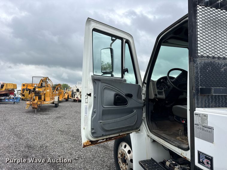 image for item DH9942 2009 International MA035 flatbed truck