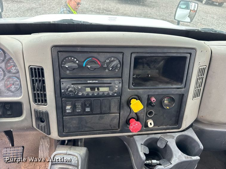 image for item DH9942 2009 International MA035 flatbed truck