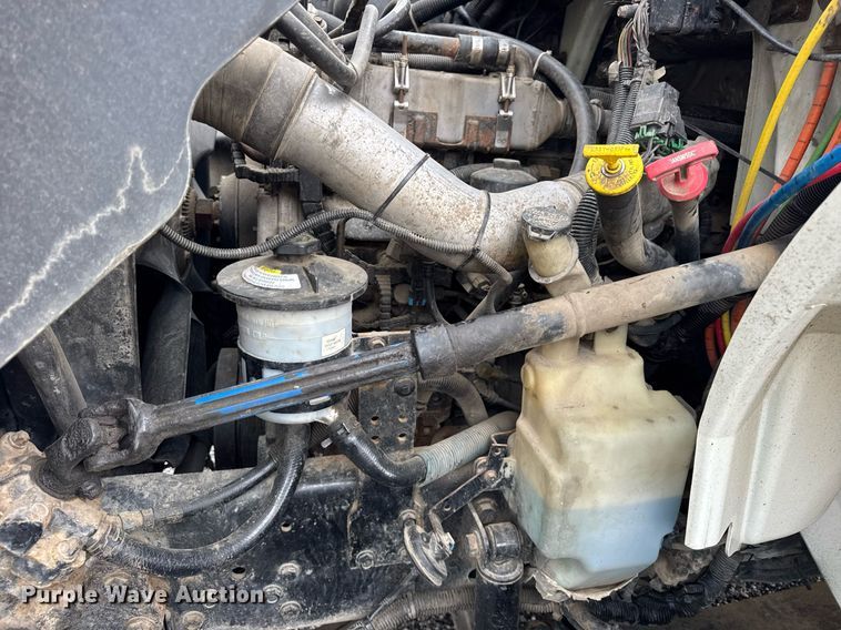 image for item DH9942 2009 International MA035 flatbed truck