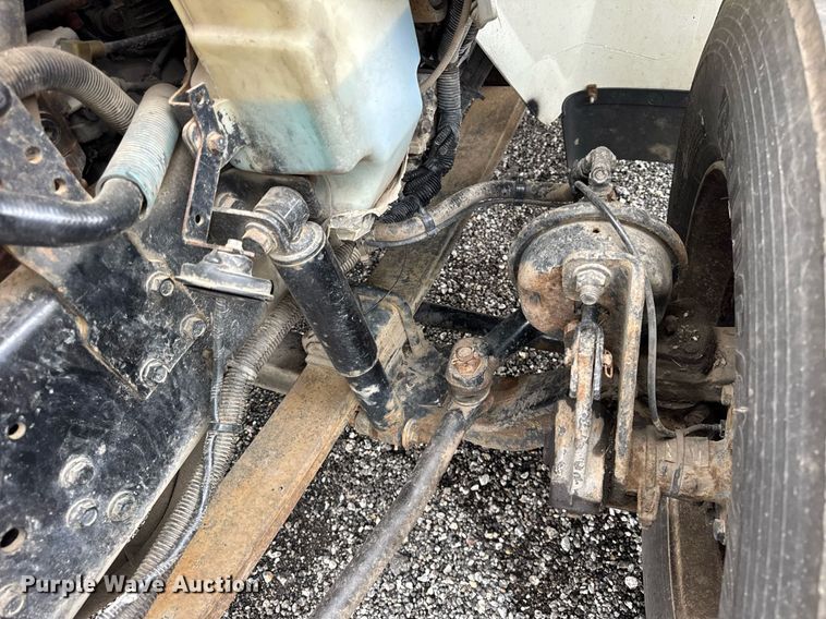 image for item DH9942 2009 International MA035 flatbed truck