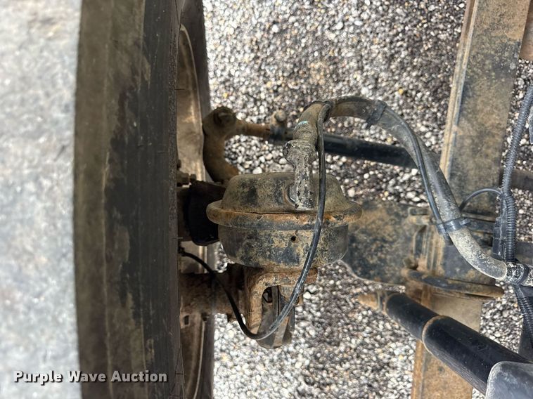 image for item DH9942 2009 International MA035 flatbed truck