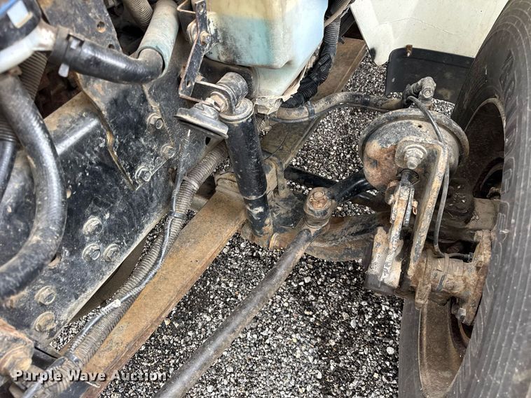 image for item DH9942 2009 International MA035 flatbed truck