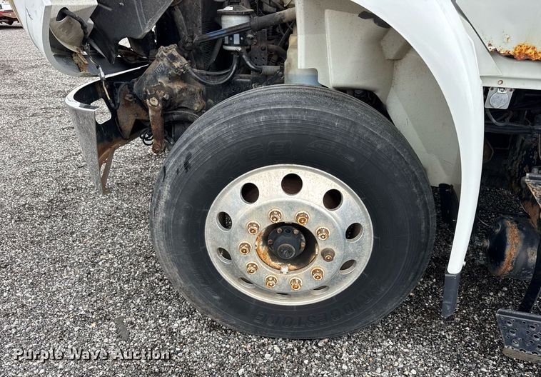 image for item DH9942 2009 International MA035 flatbed truck