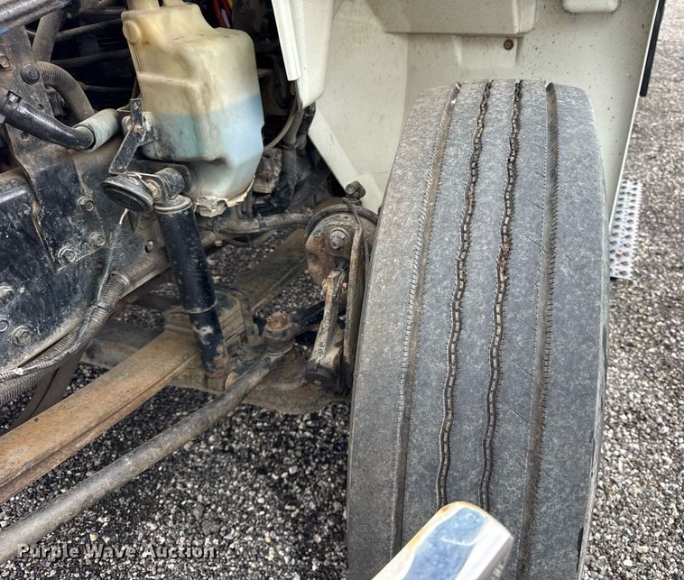 image for item DH9942 2009 International MA035 flatbed truck