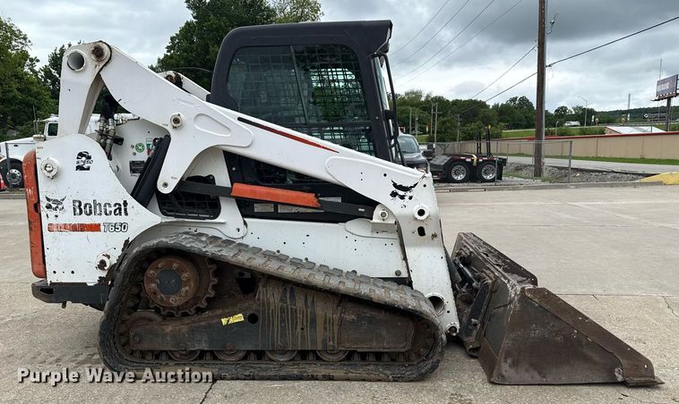image for item DM5735 2014 Bobcat T650 tracked skid steer loader