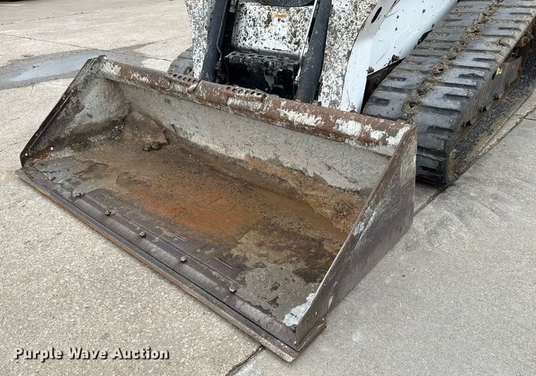 image for item DM5735 2014 Bobcat T650 tracked skid steer loader