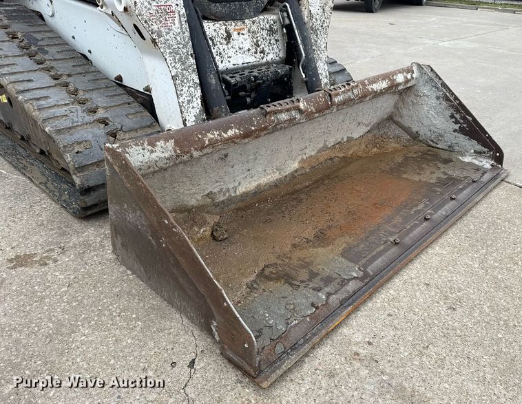 image for item DM5735 2014 Bobcat T650 tracked skid steer loader